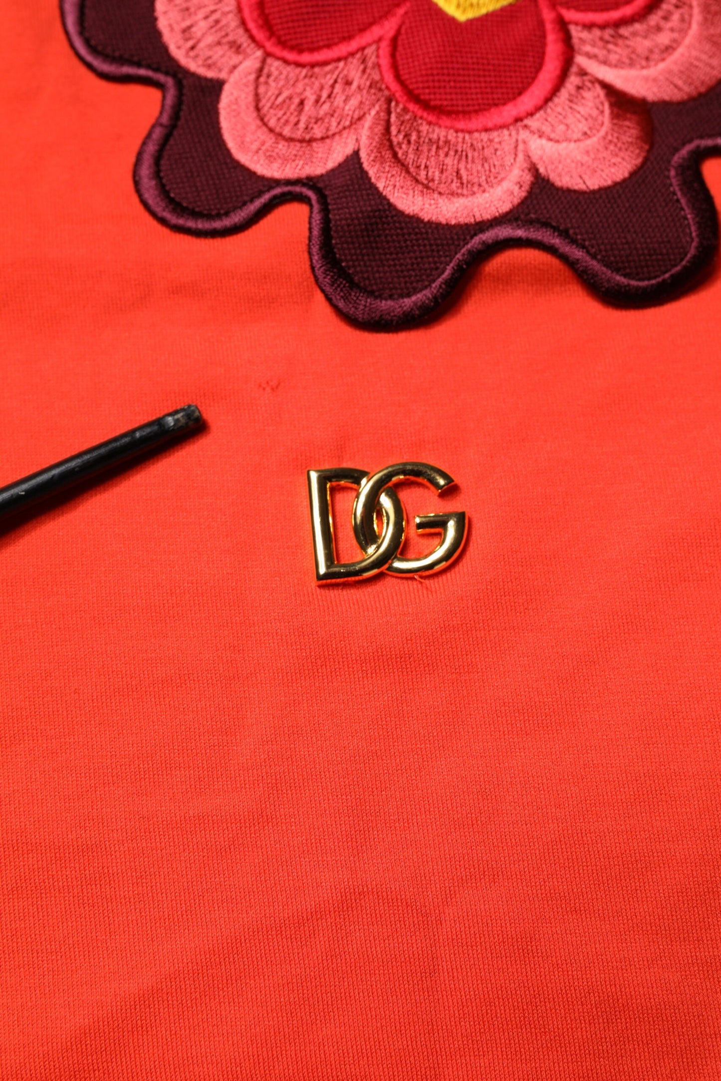 Dolce & Gabbana Red Floral Embroidery Cotton Crew Neck T-shirt