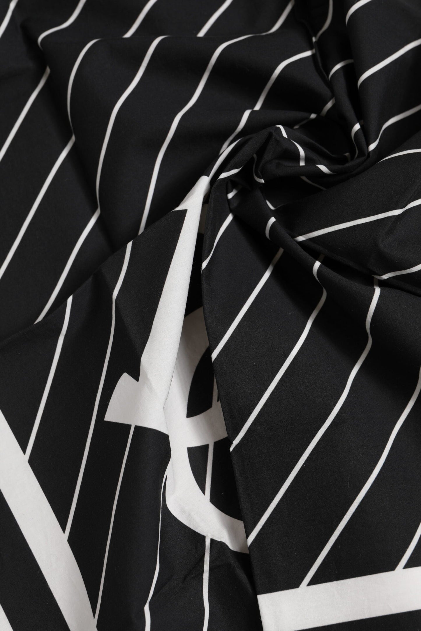 Dolce & Gabbana Black White DG Logo Square Men Foulard Scarf