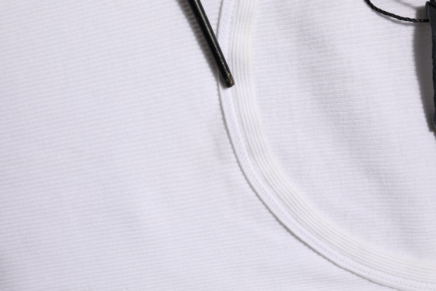 Dolce & Gabbana White Sleeveless Round Neck Tank Top T-shirt