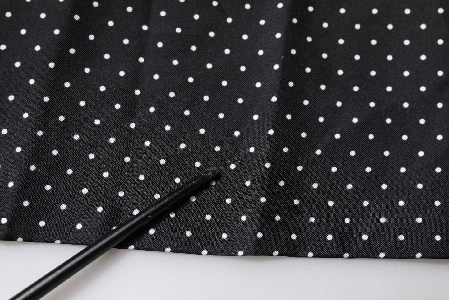 Dolce & Gabbana Black Polka Dots Silk Skinny Neck Wrap Scarf