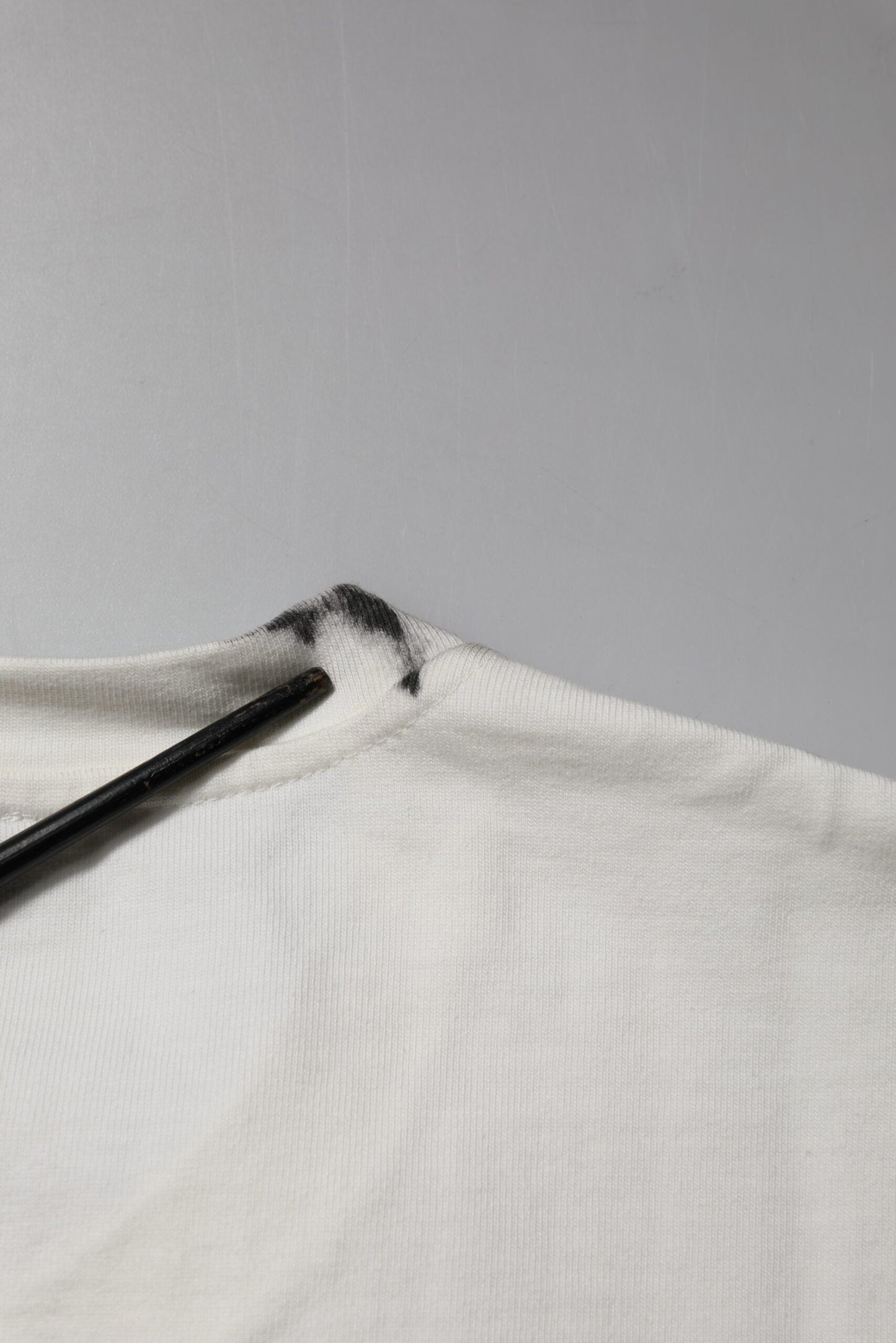 Dolce & Gabbana White Cotton DG Logo Print Round Neck T-shirt