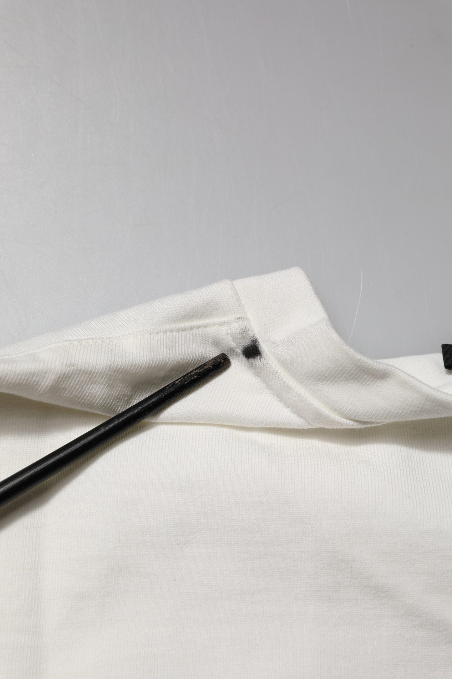 Dolce & Gabbana White Cotton DG Logo Print Round Neck T-shirt