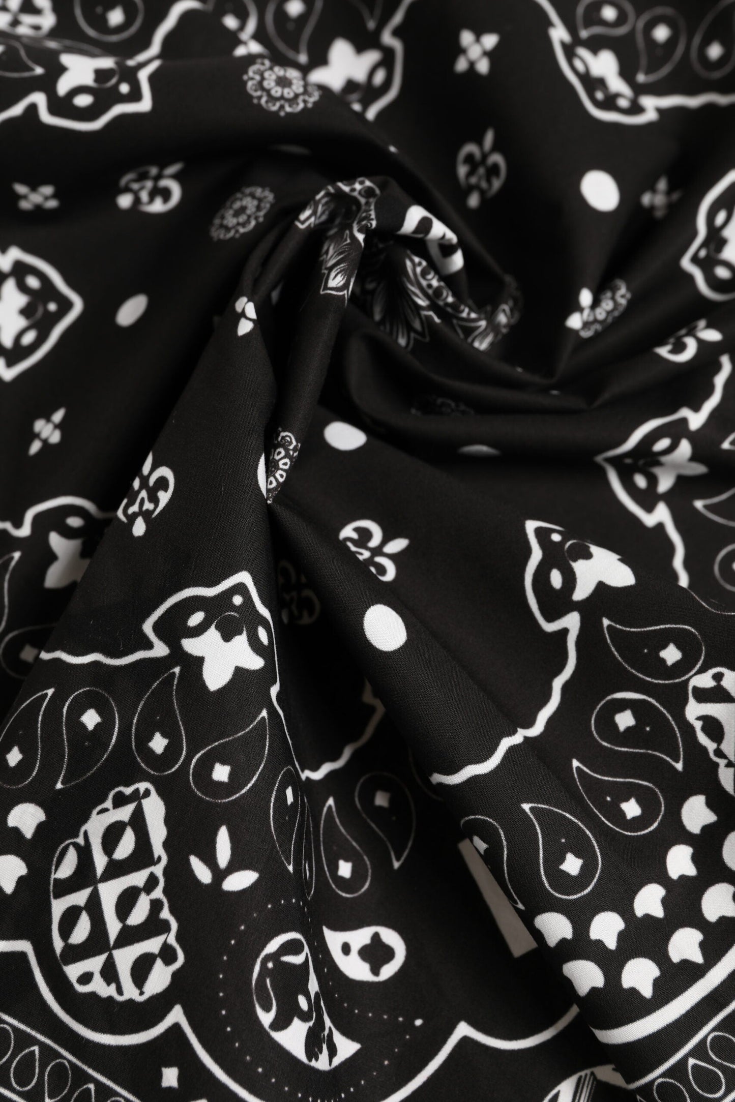 Dolce & Gabbana Black White Bandana Square Men Foulard Scarf