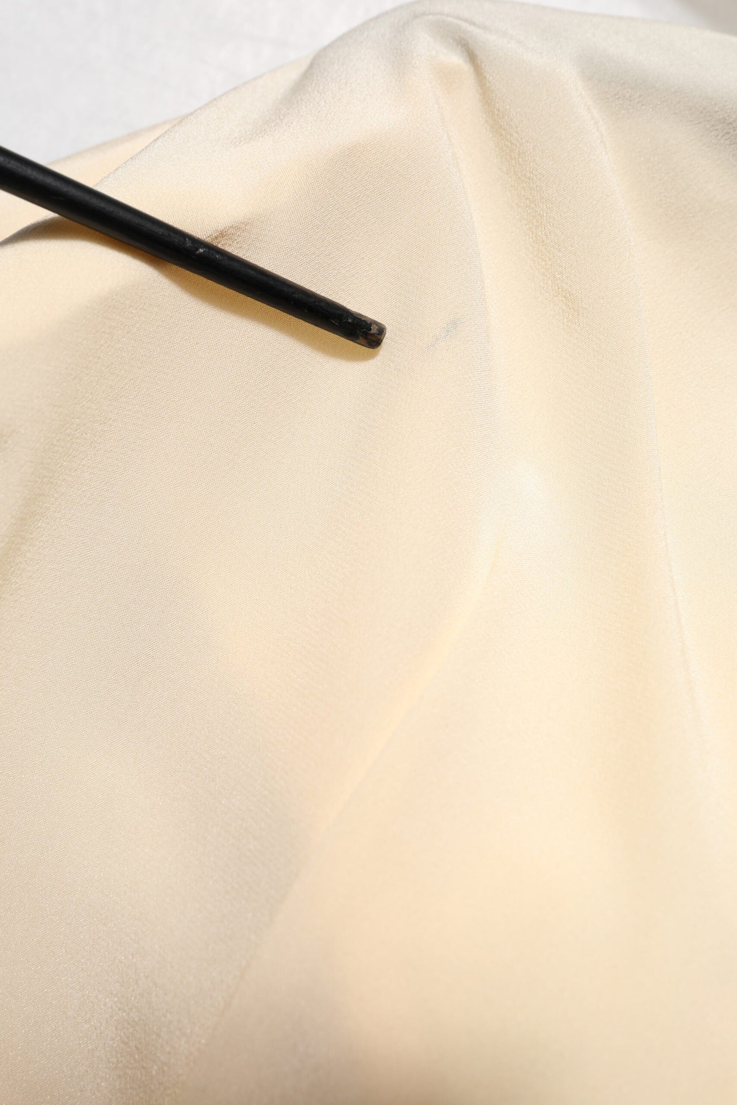 Dolce & Gabbana Light Yellow Silk Ascot Collared Blouse Top