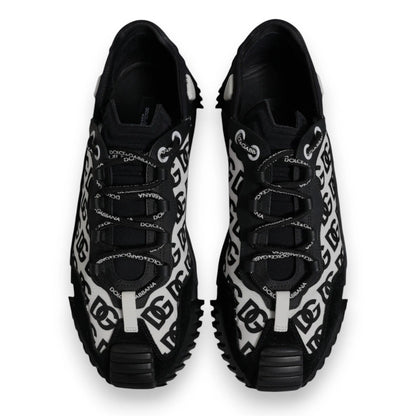 Dolce & Gabbana Black Logo Lace Up Low Top NS1 Sneakers