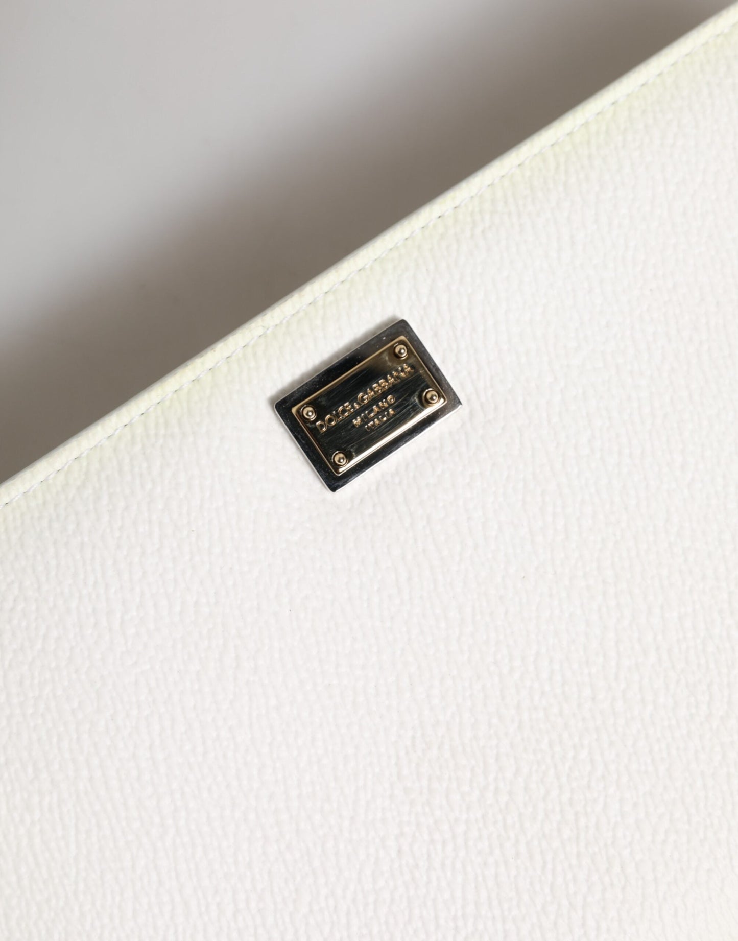 Dolce & Gabbana White Leather Logo Plaque Zip Around Continental Wallet