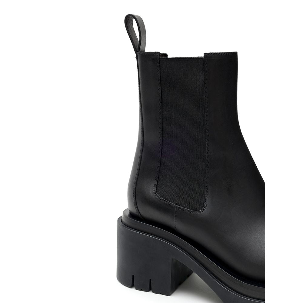 Bottega Veneta Black Leather Boot